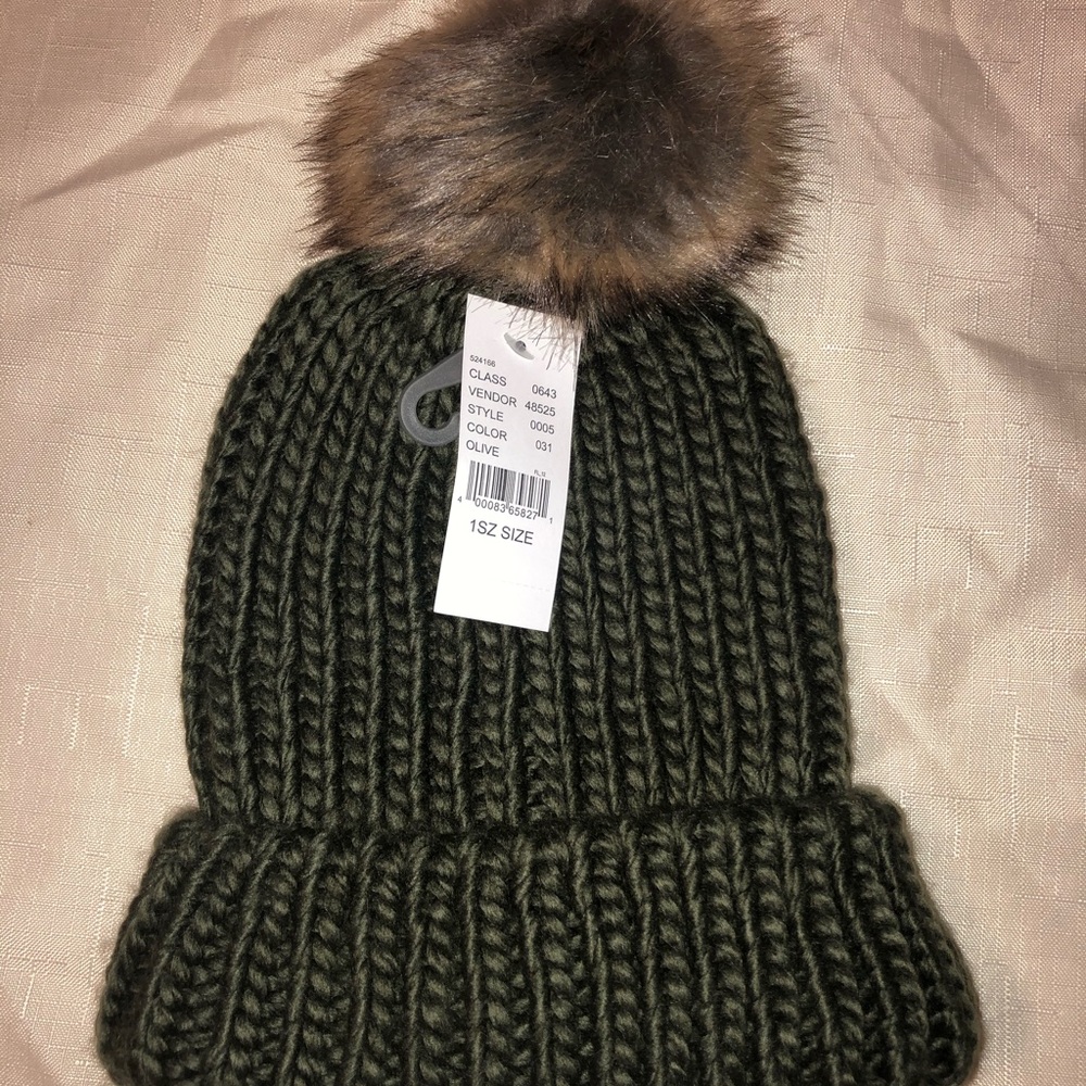Olive Green Knit Pom Pom Beanie